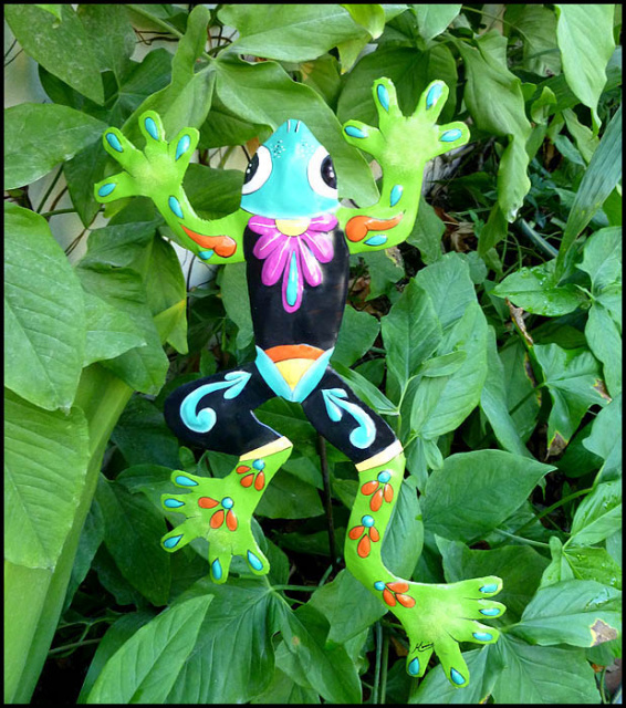 Hand Painted Metal Frog Plant Stake, Garden Marker, Plant Stick, Outdoor Garden Decor - 14" x 9"